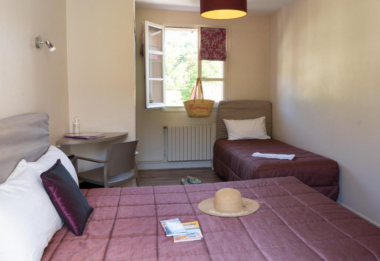 Hotel Juantorena Saint-Etienne-de-Baigorry Zewnętrze zdjęcie