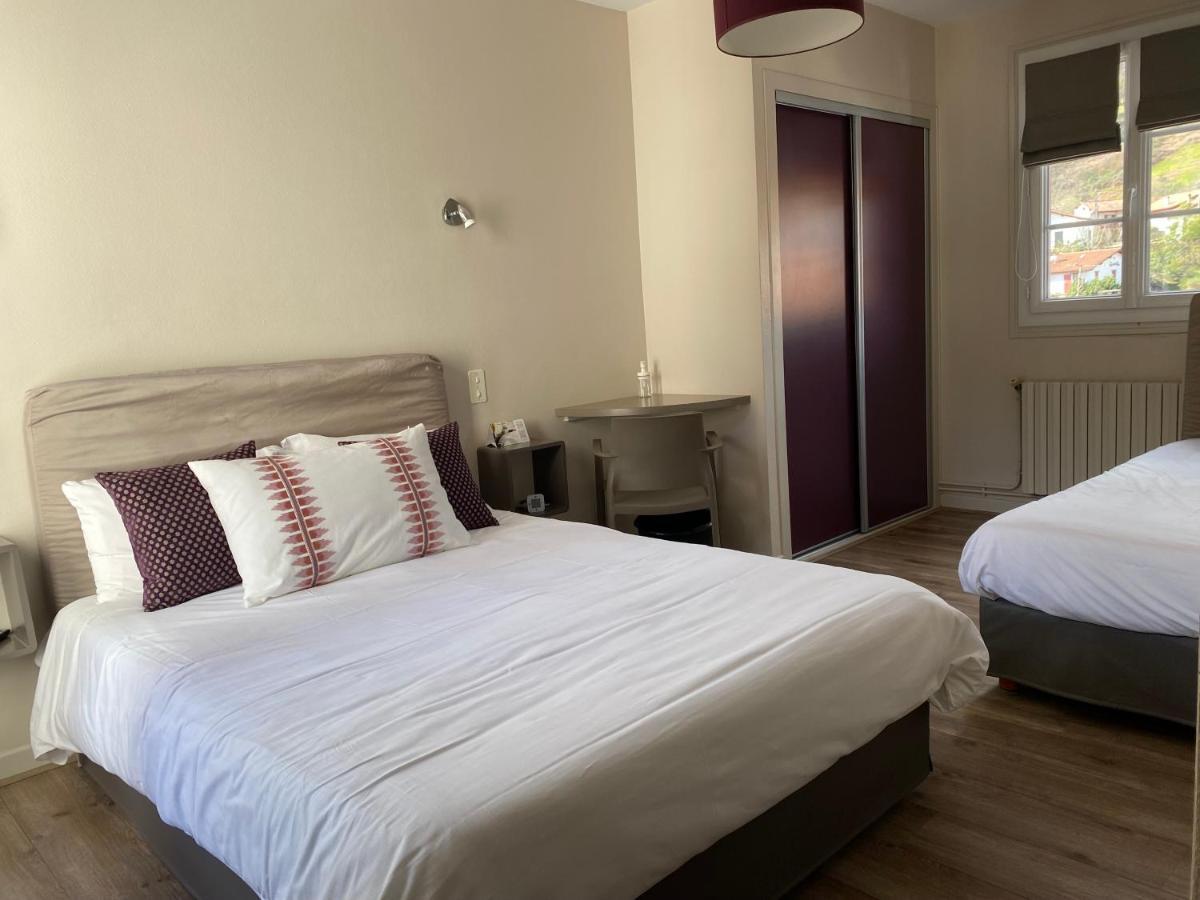 Hotel Juantorena Saint-Etienne-de-Baigorry Zewnętrze zdjęcie