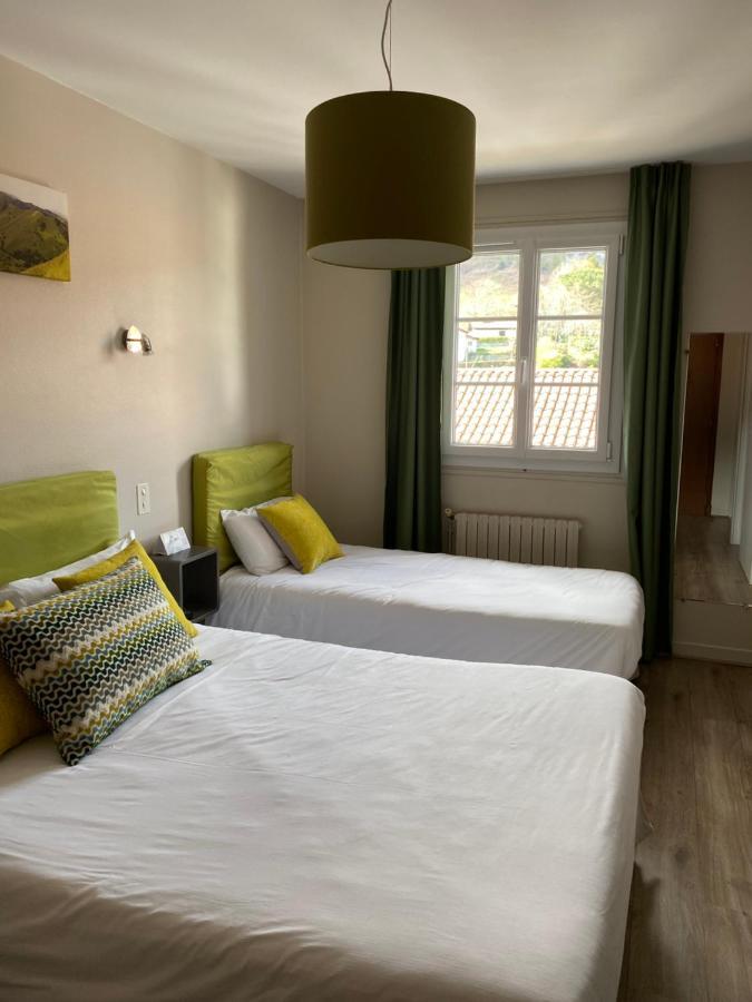 Hotel Juantorena Saint-Etienne-de-Baigorry Zewnętrze zdjęcie