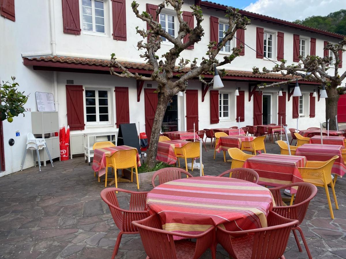 Hotel Juantorena Saint-Etienne-de-Baigorry Zewnętrze zdjęcie