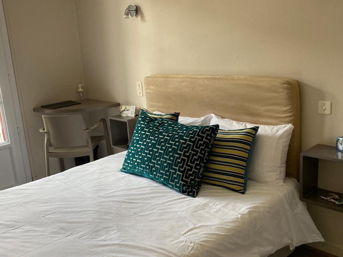Hotel Juantorena Saint-Etienne-de-Baigorry Zewnętrze zdjęcie