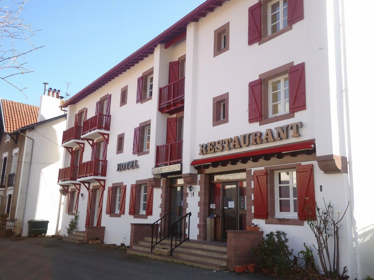 Hotel Juantorena Saint-Etienne-de-Baigorry Zewnętrze zdjęcie