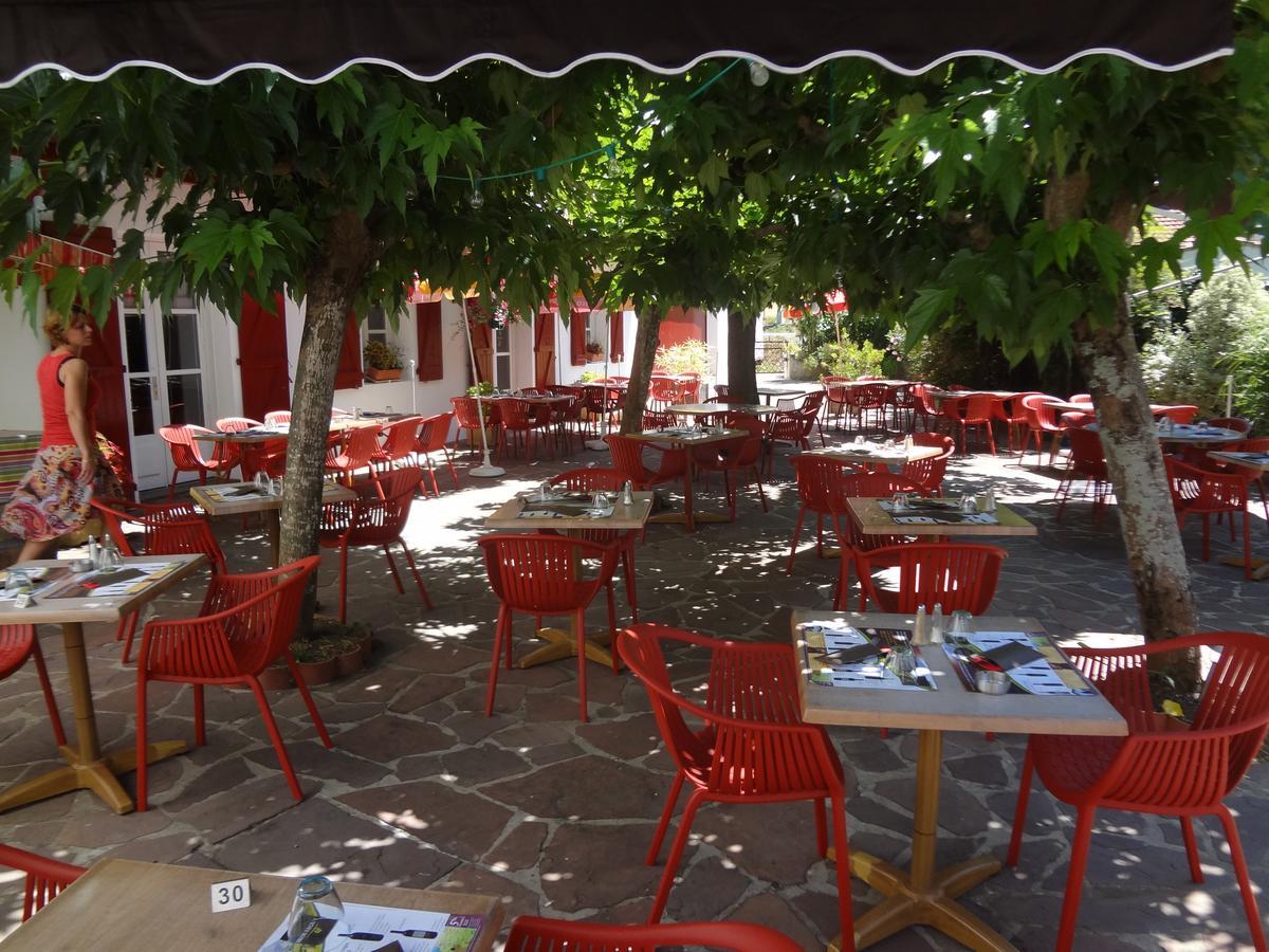 Hotel Juantorena Saint-Etienne-de-Baigorry Zewnętrze zdjęcie